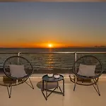 Lihi\'S Sea View